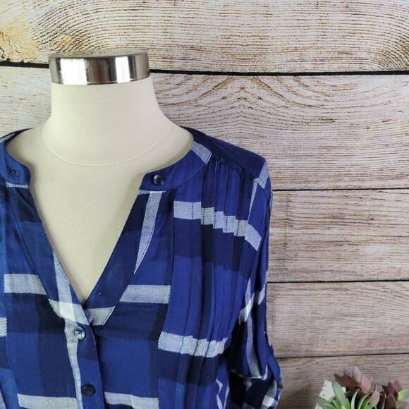 Harper Women's Plaid Flannel Collarless Henley Button-up Shirt Blue Small - Picture 2 of 8